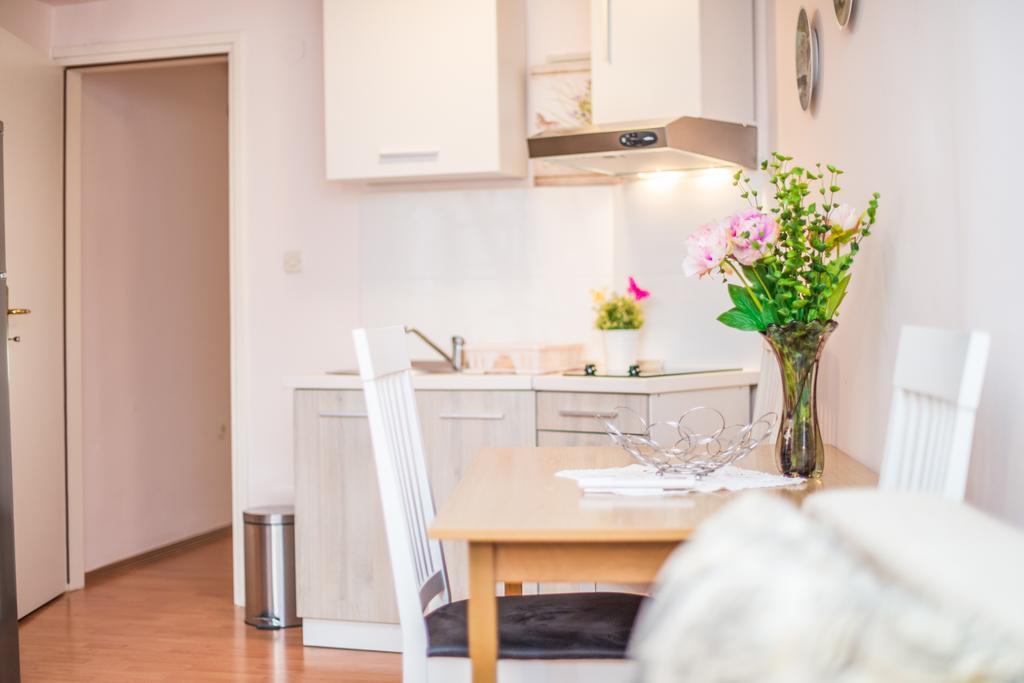 Apartments Dominik Ровинь Экстерьер фото